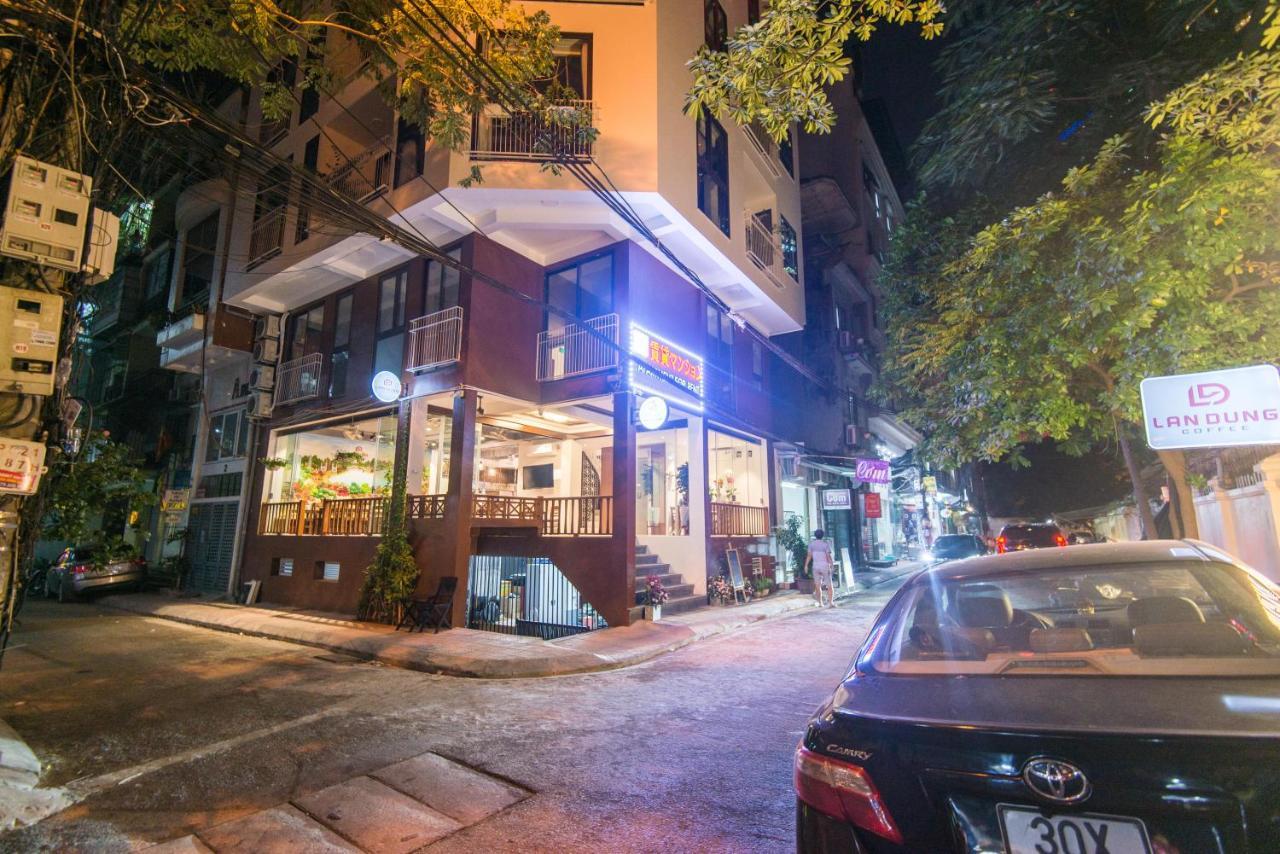 22Housing Hotel & Apartment 81 Linh Lang Hanoi Exterior photo